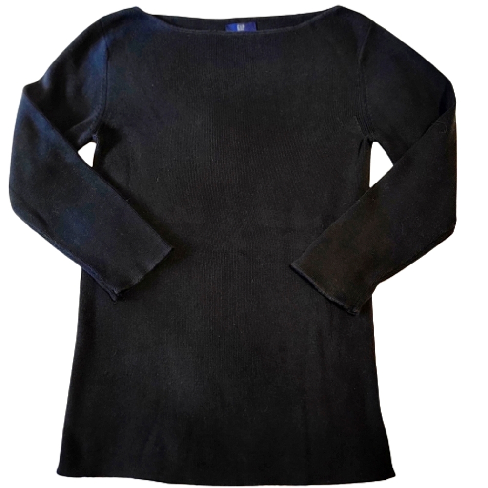 Gap Women's black 3/4 sleeves light sweater size medium